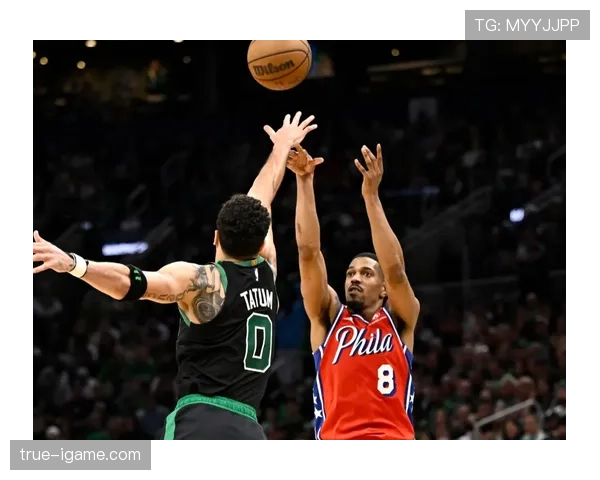 萨姆·肖特展现自由泳巅峰实力，刷新赛事纪录引发关注