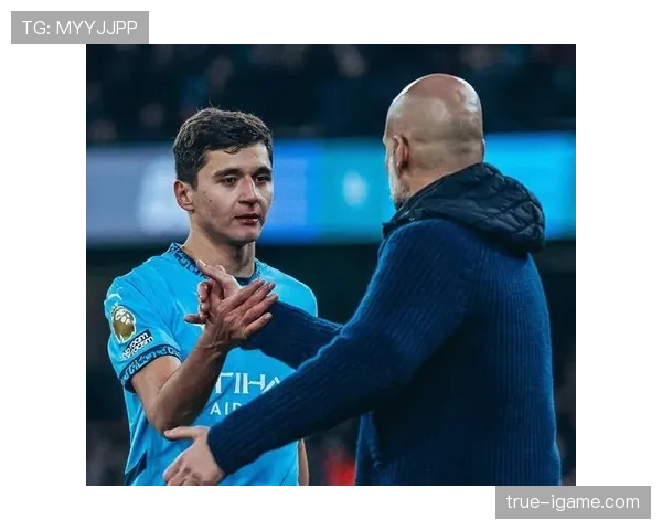 瓜迪奥拉战术革新引领曼城再创辉煌：控球艺术与高效进攻的完美融合