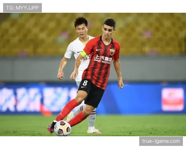 法比奥·卡瓦略加盟新东家,剑指新赛季冠军引关注 法比奥·卡瓦略加盟新东家,剑指新赛季冠军引关注