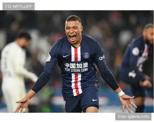 维尼修斯与姆巴佩状态回暖,足坛新星竞争力再引热议