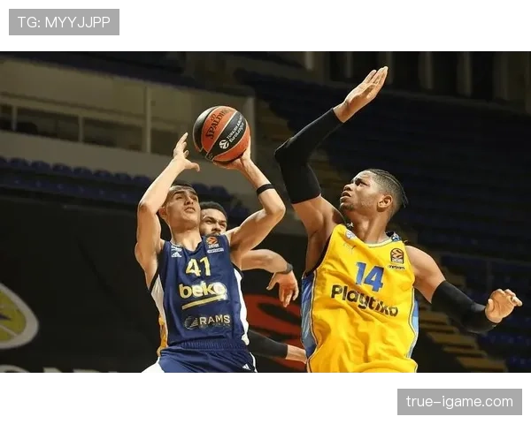 费内巴切定位球战术持续进化，攻防两端展现新活力