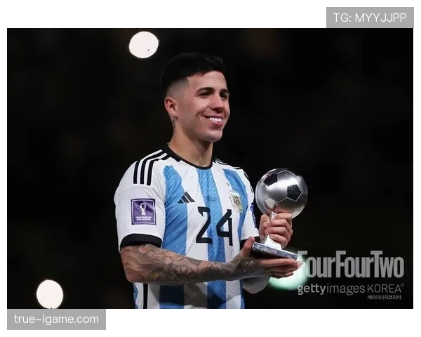 恩佐·费尔南德斯:世界杯冠军成员身份解析 恩佐·费尔南德斯:世界杯冠军成员身份解析