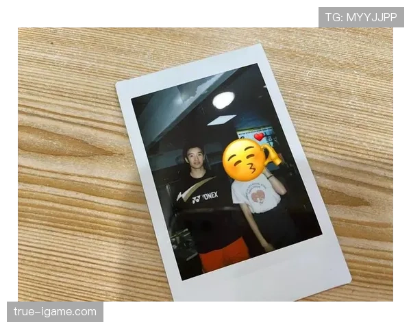 李诗沣居然爱吃辣条，训练场上跟生活反差太大了吧？