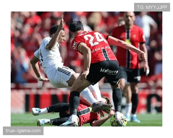 皇马控不住比赛，表面优势明显但主动权丧失，局面变化逐步体现